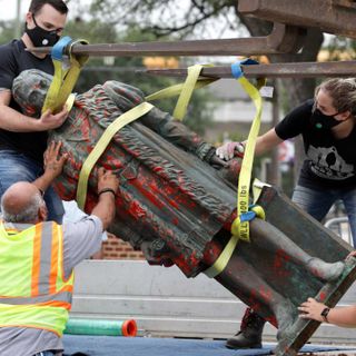 S.A.'s Christopher Columbus statue downtown comes down