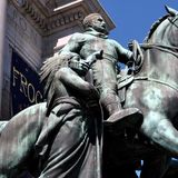 A Russian billionaire wants to buy some of America's controversial statues
