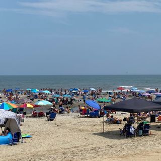 What pandemic? Tourists crowd Jersey Shore beaches for Independence Day weekend.