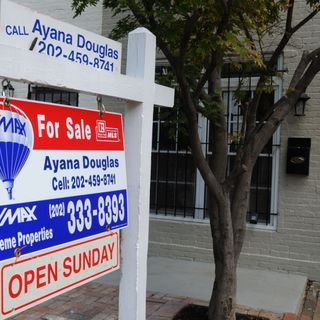 Mortgage applications fall 1.8 percent from previous week