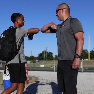 Texas high school students who learn remotely can play sports, UIL rules